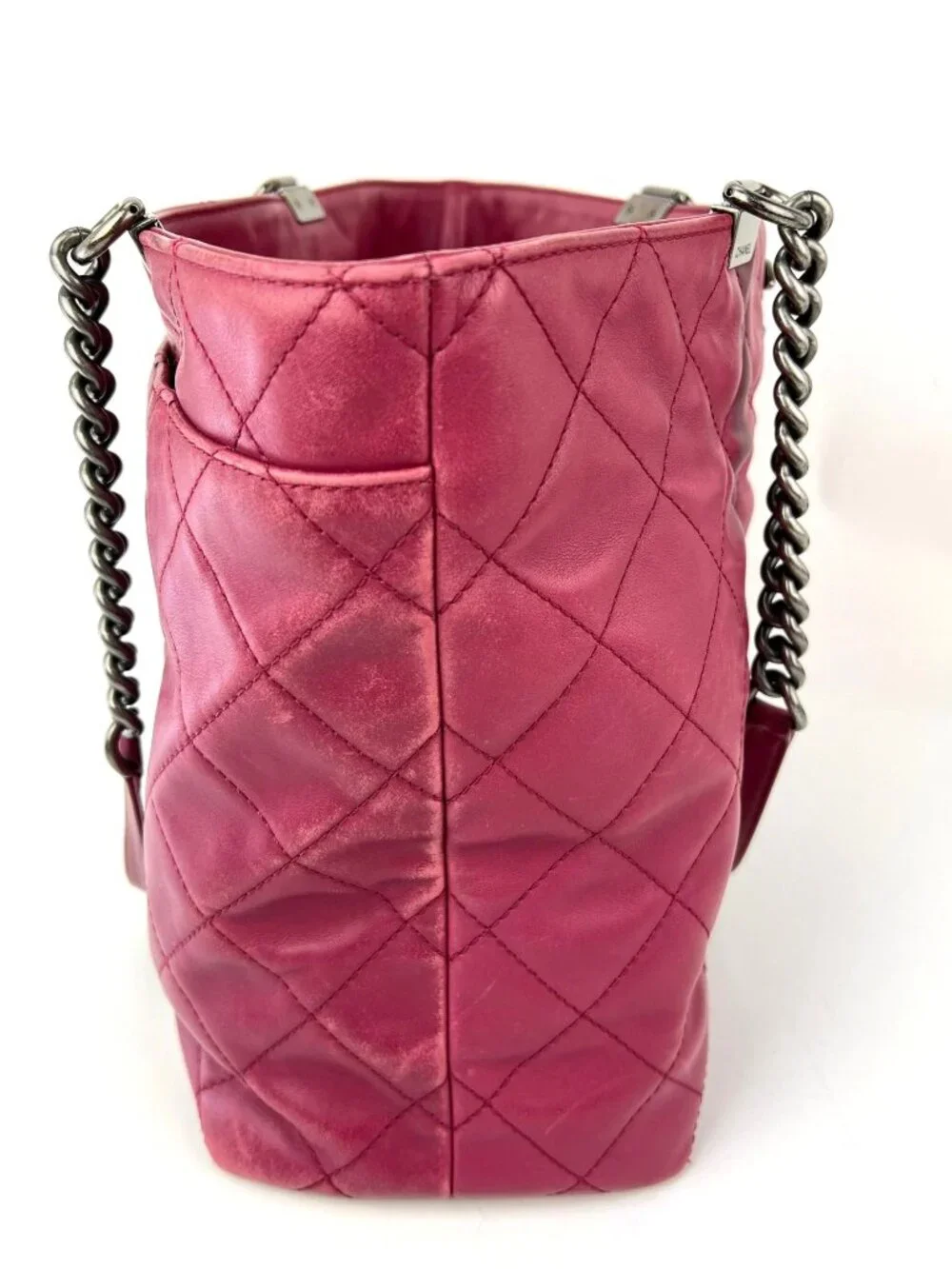 Chanel Shopping in Chains Quilted Leather Burgundy Tote Bag - Picture 5 of 16